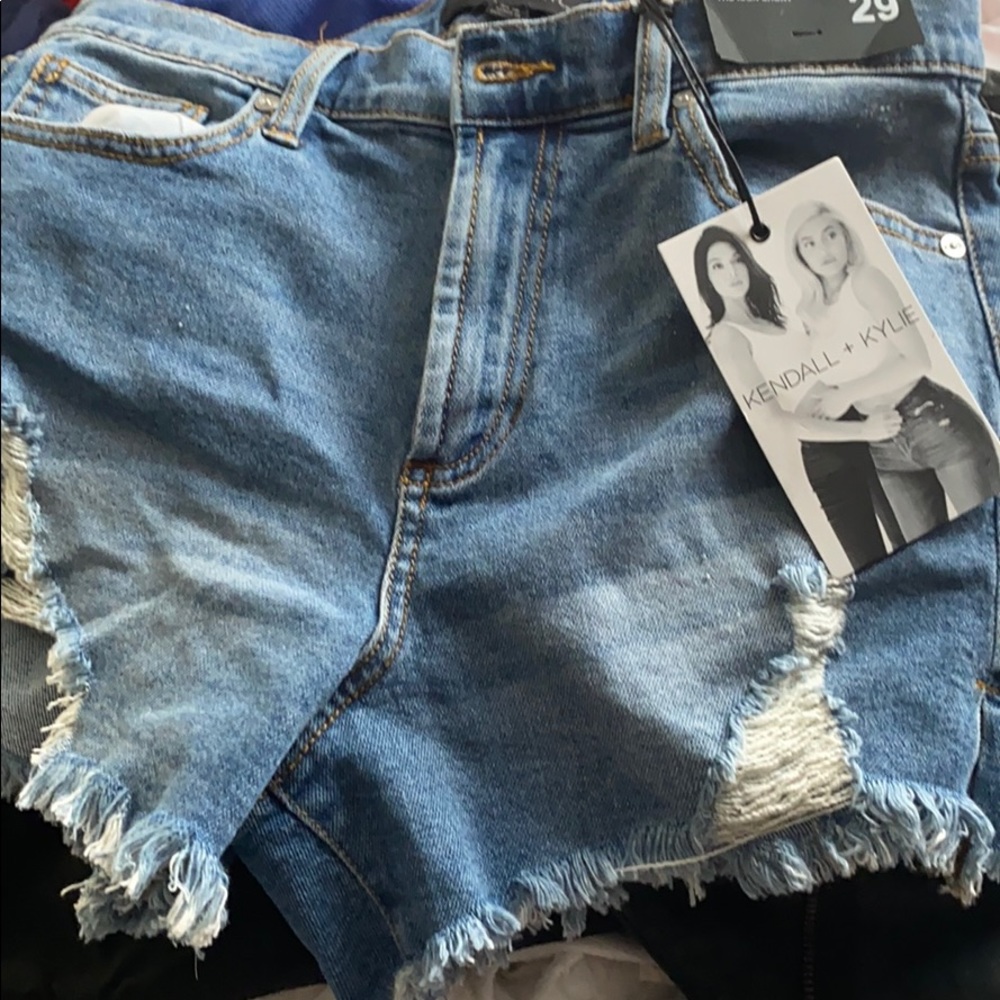 The icon short